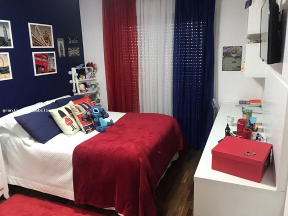 Imagem Casa à Venda, em São Paulo 2 - Cotia Imagem Casa à Venda, em São Paulo 2 - Cotia