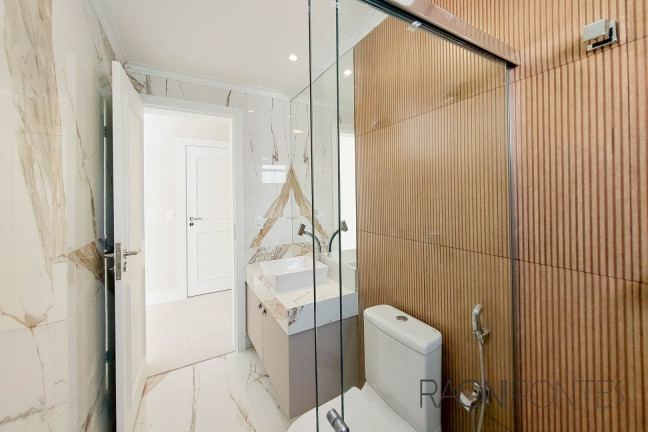 Imagem Casa com 6 Quartos à Venda, 413 m² em Barra Do Jacuipe - Camaçari Imagem Casa com 6 Quartos à Venda, 413 m² em Barra Do Jacuipe - Camaçari