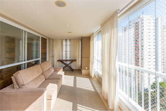 Imagem Apartamento com 3 Quartos à Venda, 181 m² em Moema - São Paulo Imagem Apartamento com 3 Quartos à Venda, 181 m² em Moema - São Paulo