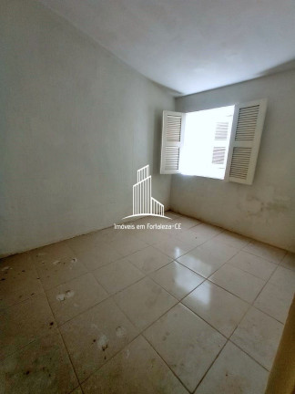 Imagem Casa com 6 Quartos à Venda, 148 m² em Cidade 2000 - Fortaleza Imagem Casa com 6 Quartos à Venda, 148 m² em Cidade 2000 - Fortaleza