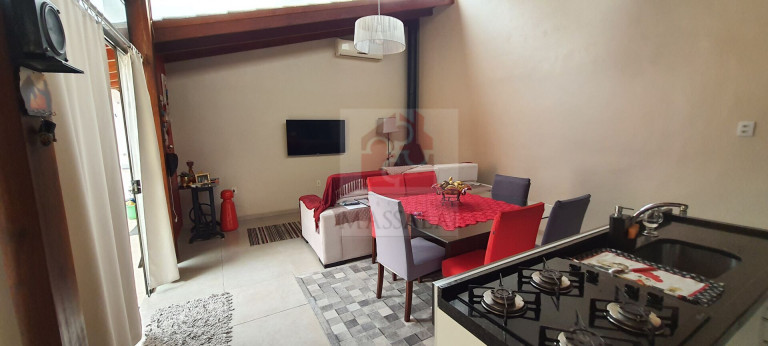 Imagem Casa com 2 Quartos à Venda, 160 m² em São Geraldo - Porto Alegre