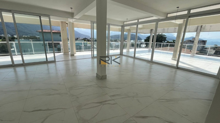 Imagem Cobertura com 3 Quartos à Venda, 300 m² em Barra Da Lagoa - Ubatuba Imagem Cobertura com 3 Quartos à Venda, 300 m² em Barra Da Lagoa - Ubatuba