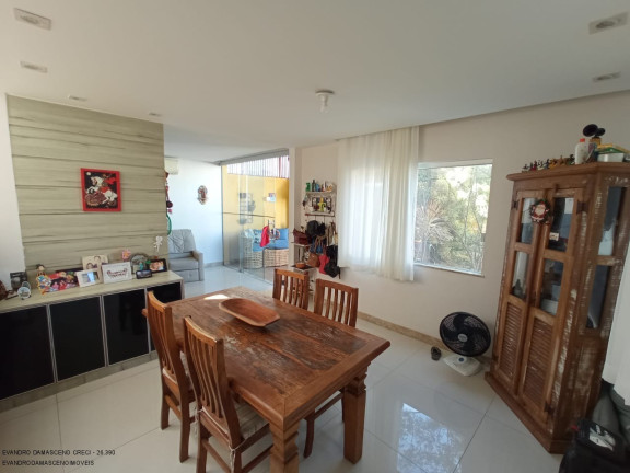Imagem Casa com 5 Quartos à Venda, 160 m² em Pitangueiras - Lauro De Freitas