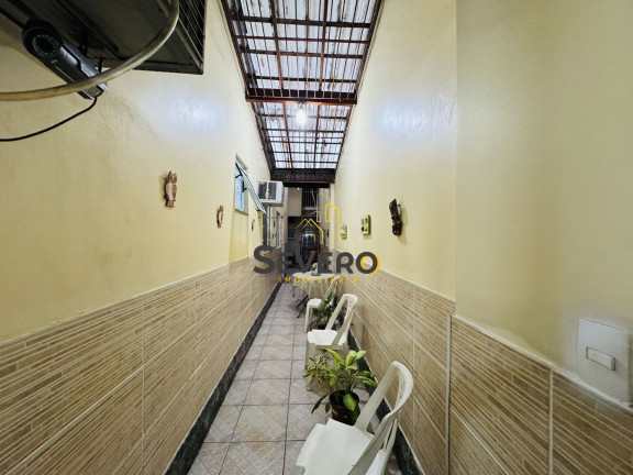 Imagem Casa com 3 Quartos à Venda, 131 m² em Centro - São Gonçalo Imagem Casa com 3 Quartos à Venda, 131 m² em Centro - São Gonçalo