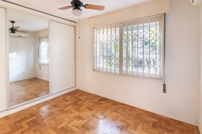 Imagem Apartamento com 3 Quartos à Venda, 98 m² em Moinhos De Vento - Porto Alegre Imagem Apartamento com 3 Quartos à Venda, 98 m² em Moinhos De Vento - Porto Alegre