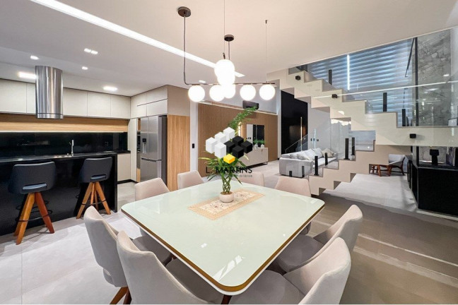Imagem Casa com 3 Quartos à Venda, 259 m² em Estância Velha - Canoas Imagem Casa com 3 Quartos à Venda, 259 m² em Estância Velha - Canoas
