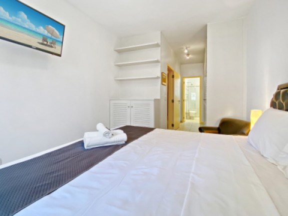 Imagem Apartamento com 4 Quartos à Venda, 182 m² em Pitangueiras - Guarujá Imagem Apartamento com 4 Quartos à Venda, 182 m² em Pitangueiras - Guarujá