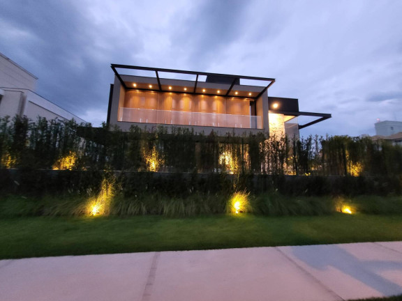 Casa com 5 Quartos à Venda, 509 m² em Jurerê Internacional - Florianópolis