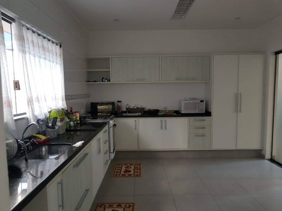 Imagem Casa com 3 Quartos à Venda, 325 m² em água Quente - Tremembé Imagem Casa com 3 Quartos à Venda, 325 m² em água Quente - Tremembé