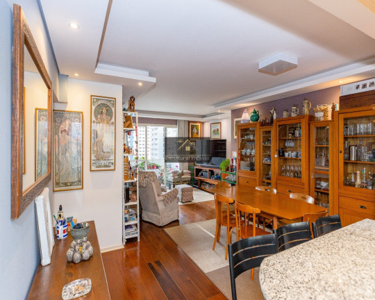 Apartamento com 3 Quartos à Venda, 116 m² em Moema - São Paulo