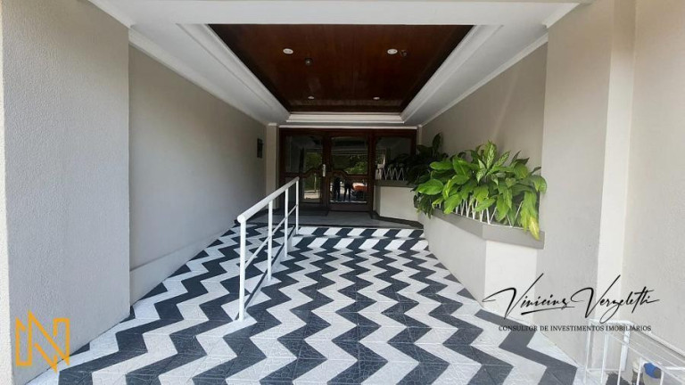 Imagem Apartamento com 2 Quartos à Venda, 167 m² em Centro - Balneário Camboriú Imagem Apartamento com 2 Quartos à Venda, 167 m² em Centro - Balneário Camboriú