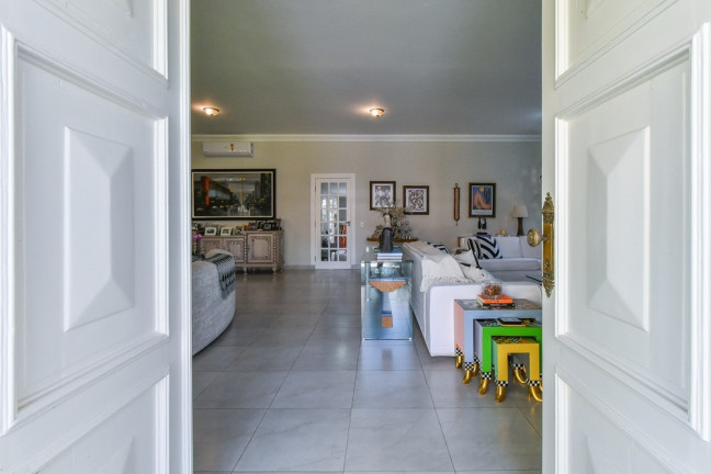 Imagem Casa com 6 Quartos à Venda, em Chácara Das Paineiras - Carapicuíba Imagem Casa com 6 Quartos à Venda, em Chácara Das Paineiras - Carapicuíba