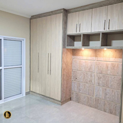 Imagem Casa com 3 Quartos à Venda, em Taubaté Imagem Casa com 3 Quartos à Venda, em Taubaté