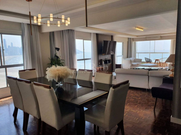 Imagem Apartamento com 3 Quartos à Venda, 206 m² em Centro - Balneário Camboriú