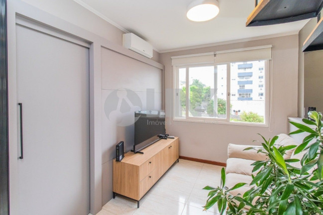 Imagem Imóvel com 2 Quartos à Venda, 113 m² em Santana - Porto Alegre Imagem Imóvel com 2 Quartos à Venda, 113 m² em Santana - Porto Alegre