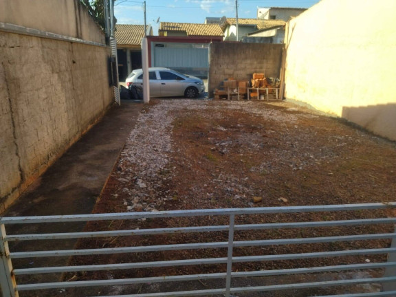 Imagem Casa com 2 Quartos à Venda, 140 m² em Bragança Paulista Imagem Casa com 2 Quartos à Venda, 140 m² em Bragança Paulista