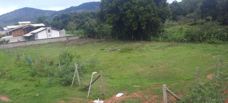 Imagem Terreno à Venda, 320 m² em Governador Celso Ramos - Governador Celso Ramos Imagem Terreno à Venda, 320 m² em Governador Celso Ramos - Governador Celso Ramos