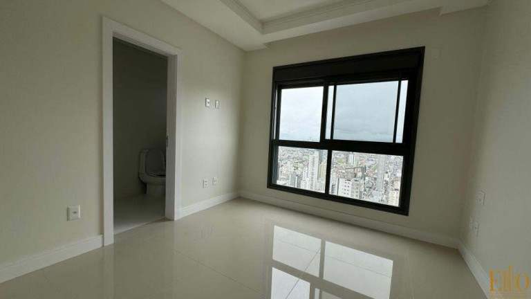 Imagem Apartamento com 4 Quartos à Venda, 182 m² em Centro - Balneário Camboriú