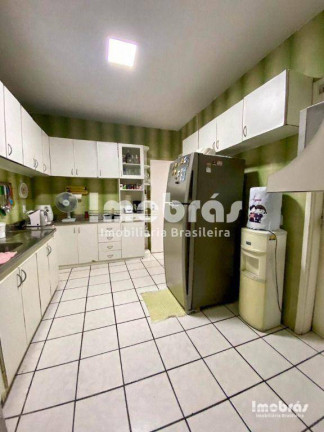 Imagem Casa com 3 Quartos à Venda, 280 m² em Parque Manibura - Fortaleza Imagem Casa com 3 Quartos à Venda, 280 m² em Parque Manibura - Fortaleza