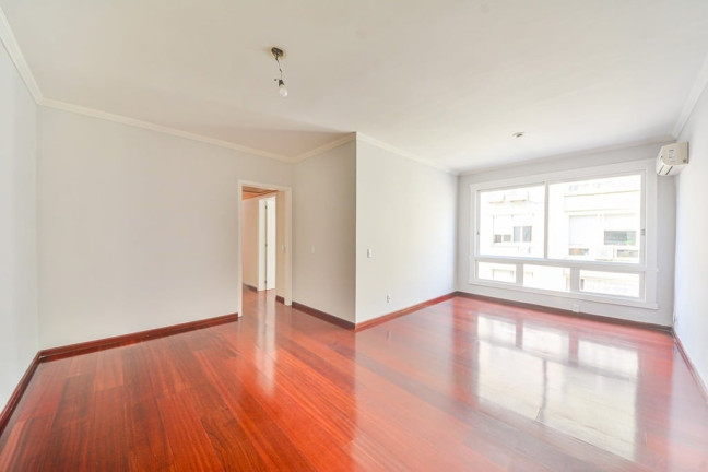 Apartamento com 3 Quartos à Venda, 100 m² em Moinhos De Vento - Porto Alegre