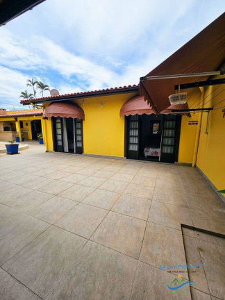 Imagem Casa com 6 Quartos à Venda, 300 m² em Jd Suarão - Itanhaém Imagem Casa com 6 Quartos à Venda, 300 m² em Jd Suarão - Itanhaém