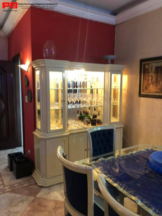 Imagem Casa com 4 Quartos à Venda, 156 m² em Moema - São Paulo Imagem Casa com 4 Quartos à Venda, 156 m² em Moema - São Paulo