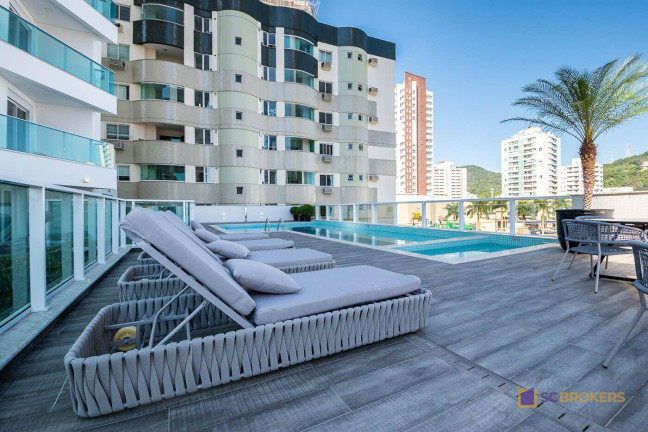 Imagem Apartamento com 2 Quartos à Venda, 62 m² em Centro - Itajaí