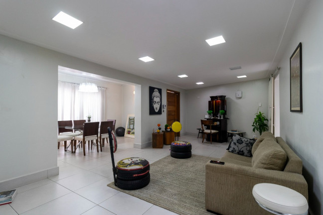 Imagem Casa com 3 Quartos à Venda, 220 m² em Vila Monumento - São Paulo