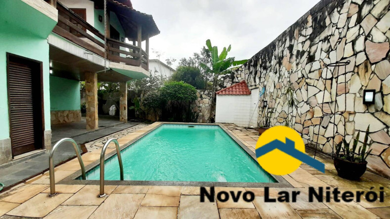 Imagem Casa com 5 Quartos à Venda, 437 m² em Camboinhas - Niterói Imagem Casa com 5 Quartos à Venda, 437 m² em Camboinhas - Niterói