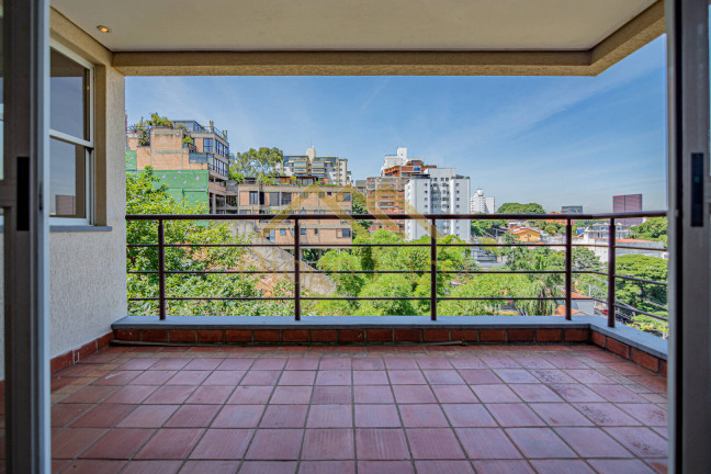 Imagem Casa de Condomínio com 3 Quartos à Venda, 211 m² em Pinheiros - São Paulo Imagem Casa de Condomínio com 3 Quartos à Venda, 211 m² em Pinheiros - São Paulo