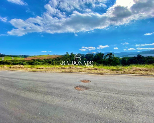 Imagem Terreno à Venda, 200 m² em Centro - Extrema Imagem Terreno à Venda, 200 m² em Centro - Extrema