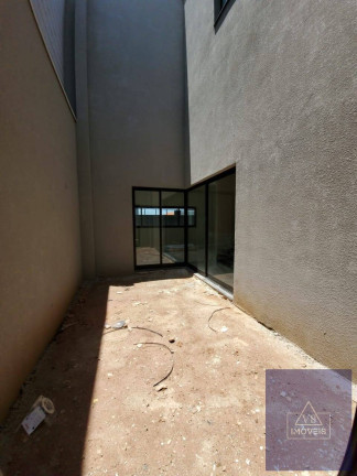 Imagem Casa com 3 Quartos à Venda, 134 m² em Villa Di Cesar - Mogi Das Cruzes Imagem Casa com 3 Quartos à Venda, 134 m² em Villa Di Cesar - Mogi Das Cruzes