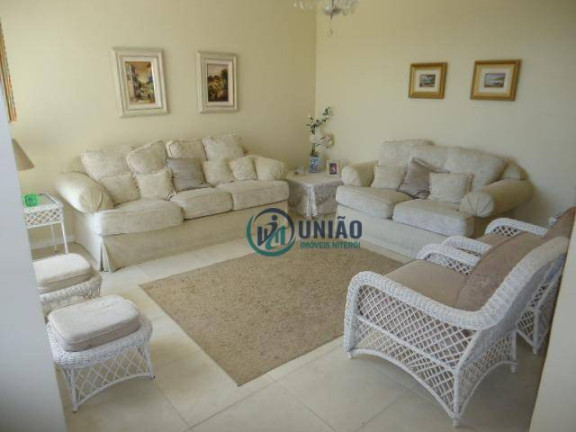 Casa com 4 Quartos à Venda, 220 m² em Sape - Niterói
