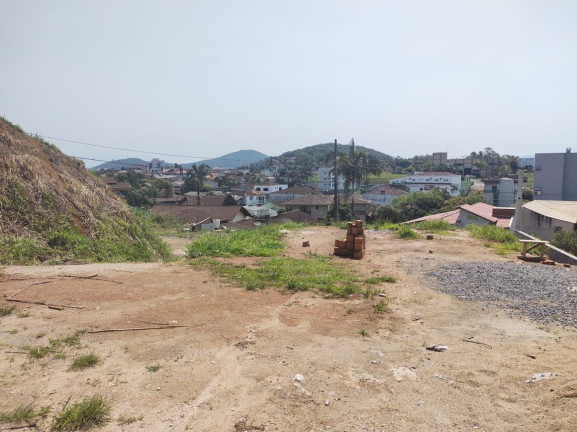 Imagem Terreno à Venda, 612 m² em Guanabara - Joinville Imagem Terreno à Venda, 612 m² em Guanabara - Joinville