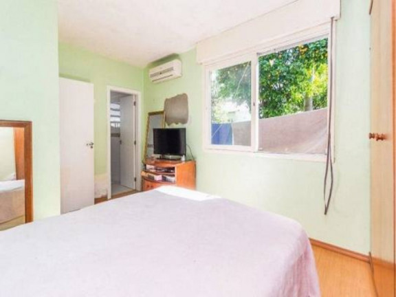 Imagem Casa com 3 Quartos à Venda, 146 m² em Jardim Itu - Porto Alegre