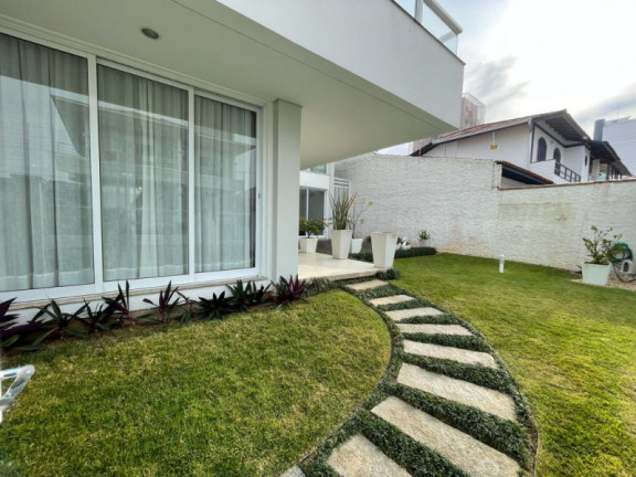 Imagem Casa com 3 Quartos à Venda, 387 m² Imagem Casa com 3 Quartos à Venda, 387 m²