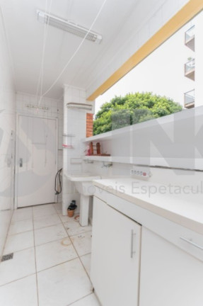 Imagem Apartamento com 3 Quartos à Venda, 120 m² em Moinhos De Vento - Porto Alegre Imagem Apartamento com 3 Quartos à Venda, 120 m² em Moinhos De Vento - Porto Alegre