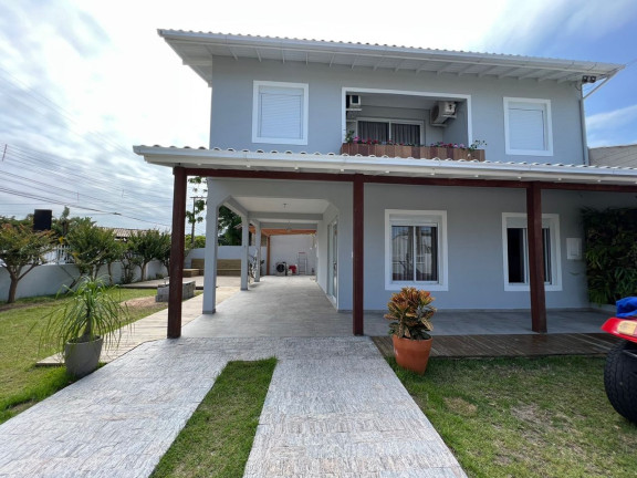 Sobrado com 4 Quartos à Venda, 190 m² em Enseada Da Pinheira - Palhoça