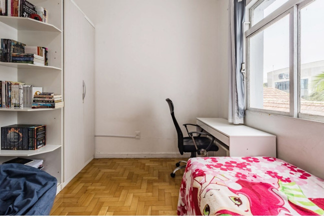 Imagem Apartamento com 3 Quartos à Venda, 75 m² em Higienópolis - Porto Alegre Imagem Apartamento com 3 Quartos à Venda, 75 m² em Higienópolis - Porto Alegre