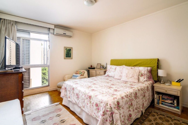 Imagem Apartamento com 3 Quartos à Venda, 137 m² em Itaim Bibi - São Paulo
