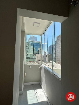 Imagem Apartamento com 1 Quarto à Venda, 35 m² em Centro Histórico - Porto Alegre Imagem Apartamento com 1 Quarto à Venda, 35 m² em Centro Histórico - Porto Alegre