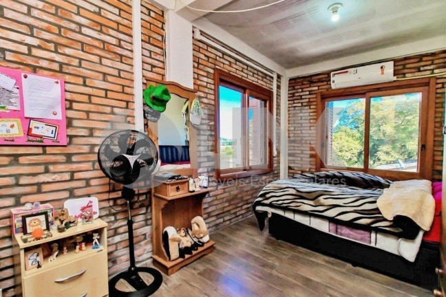 Imagem Casa com 5 Quartos à Venda, 600 m² em Jardim Leopoldina - Porto Alegre Imagem Casa com 5 Quartos à Venda, 600 m² em Jardim Leopoldina - Porto Alegre