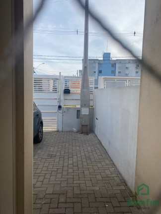 Imagem Casa com 2 Quartos à Venda, 54 m² em Olaria - Canoas Imagem Casa com 2 Quartos à Venda, 54 m² em Olaria - Canoas