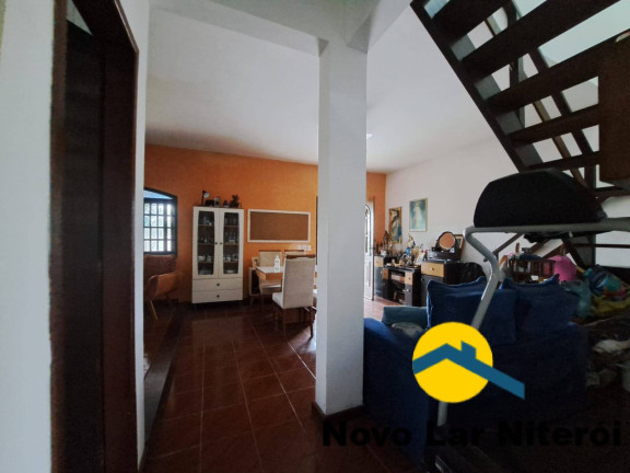 Imagem Casa com 4 Quartos à Venda, 210 m² em Parque Nanci - Maricá Imagem Casa com 4 Quartos à Venda, 210 m² em Parque Nanci - Maricá