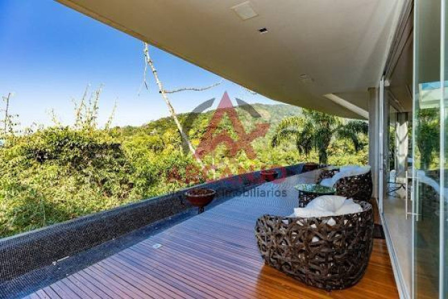 Imagem Casa com 6 Quartos à Venda, 1.100 m² em Praia Vermelha - Ubatuba Imagem Casa com 6 Quartos à Venda, 1.100 m² em Praia Vermelha - Ubatuba