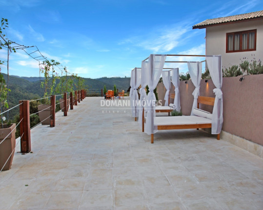 Imagem Casa com 4 Quartos à Venda, 910 m² em Região Do Parque Da água Santa - Campos Do Jordão