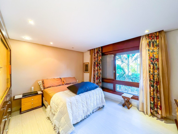 Imagem Apartamento com 3 Quartos à Venda, 240 m² em Moinhos De Vento - Porto Alegre Imagem Apartamento com 3 Quartos à Venda, 240 m² em Moinhos De Vento - Porto Alegre