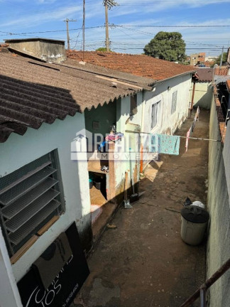 Imagem Casa com 4 Quartos à Venda, 300 m² em Leblon - Uberaba Imagem Casa com 4 Quartos à Venda, 300 m² em Leblon - Uberaba