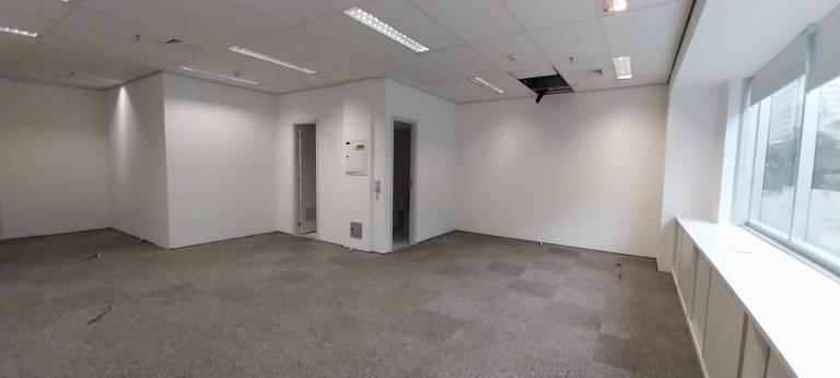 Imagem Sala Comercial para Alugar, 56 m² em Alphaville Comercial - Barueri Imagem Sala Comercial para Alugar, 56 m² em Alphaville Comercial - Barueri