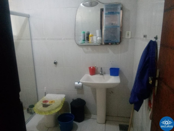 Imagem Imóvel com 3 Quartos à Venda, 304 m² em Campo Grande - Rio De Janeiro Imagem Imóvel com 3 Quartos à Venda, 304 m² em Campo Grande - Rio De Janeiro